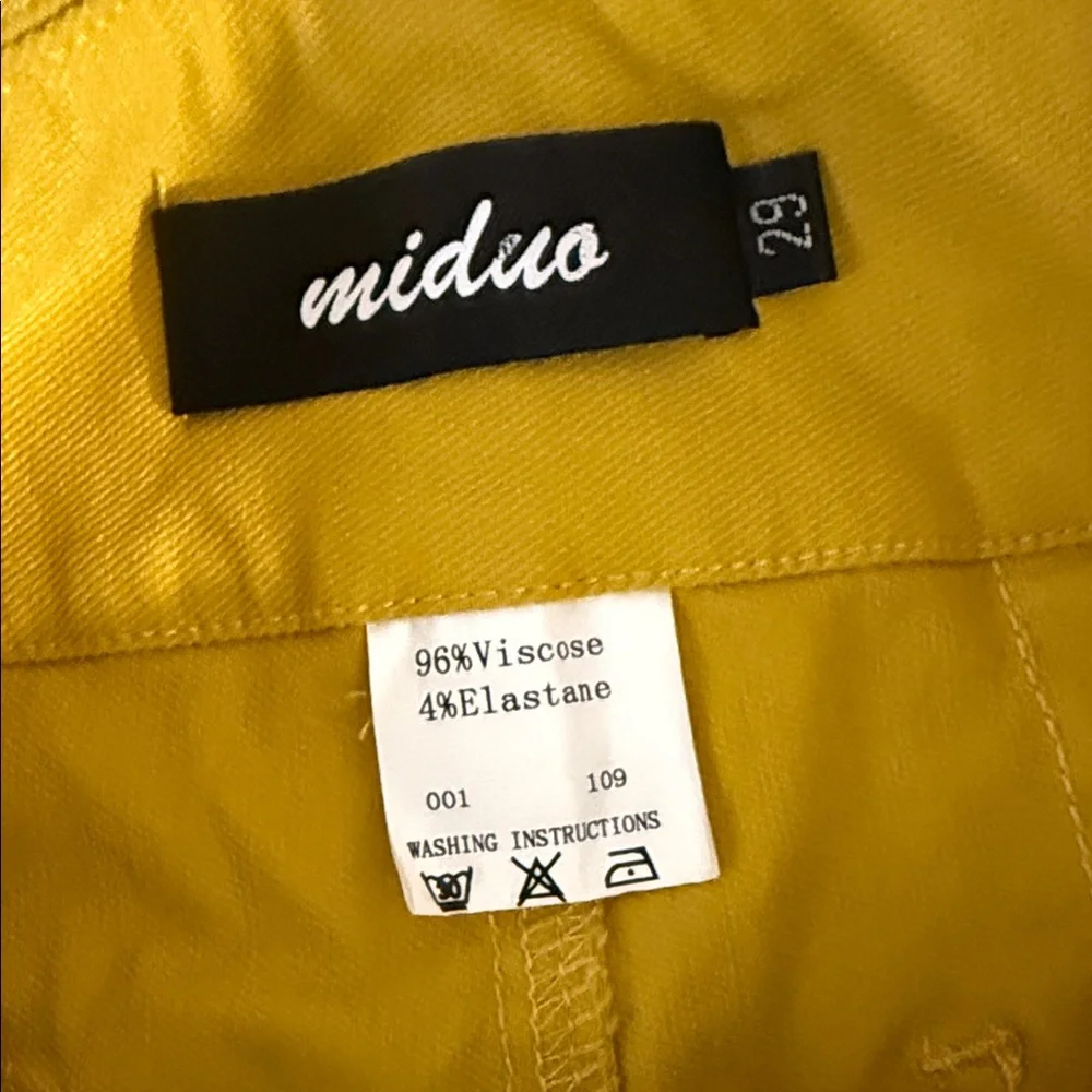 Miduo Bold Mustard Wide-Leg Pants - Picture 6 of 8